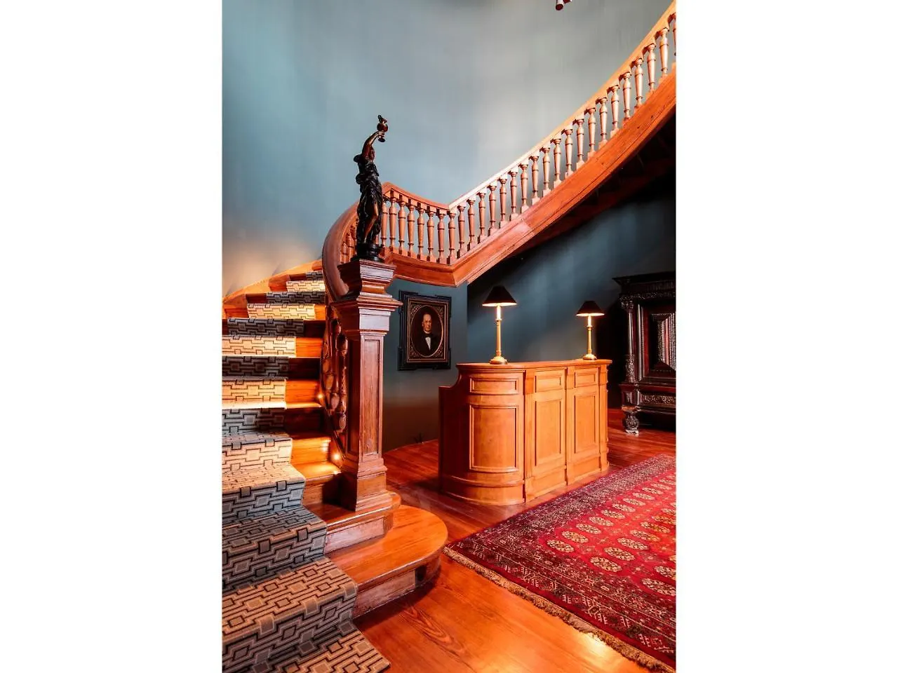 Dear Lisbon - Valmor Palace 4*,