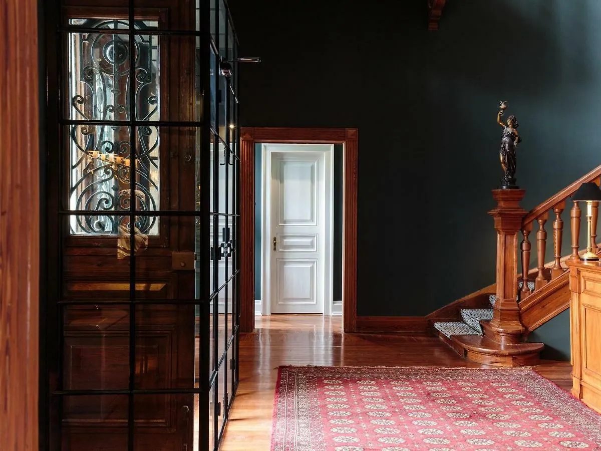 Dear Lisbon - Valmor Palace