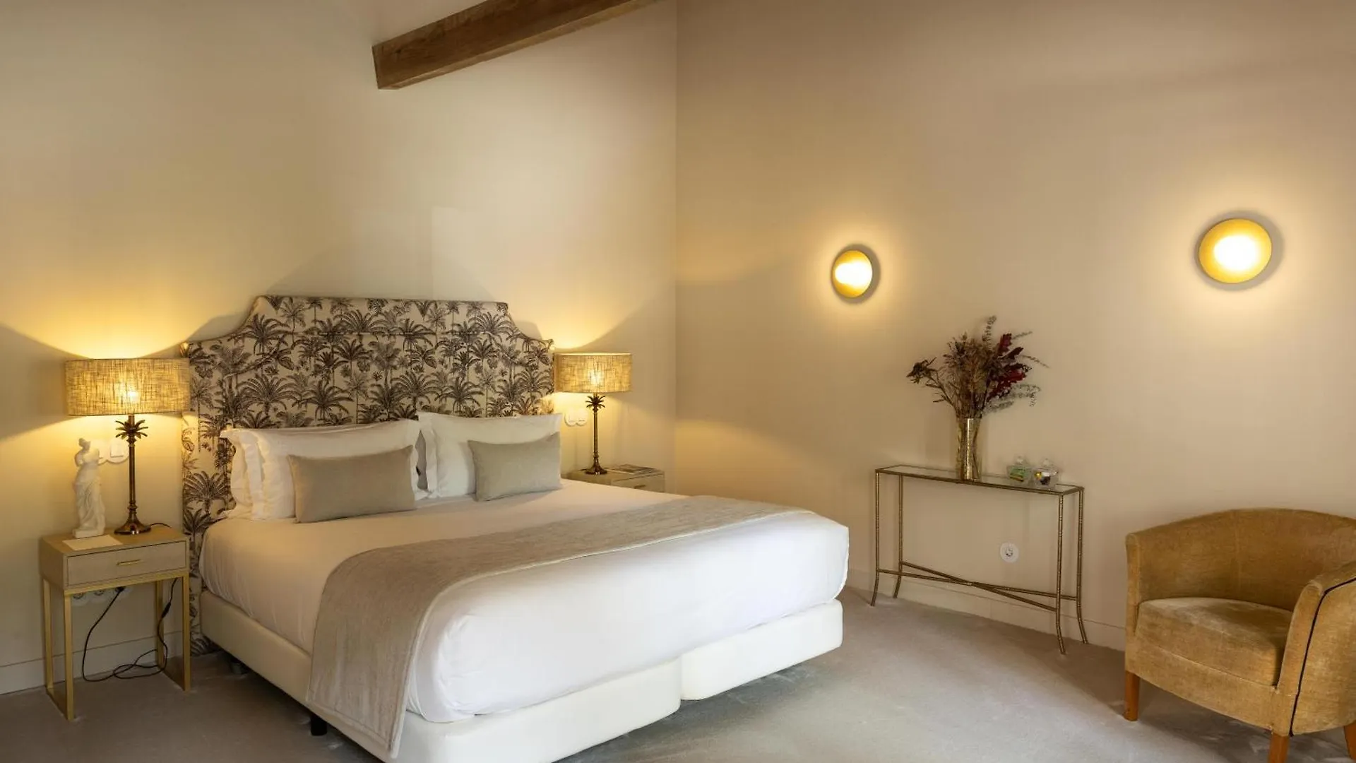 Dear Lisbon - Valmor Palace
